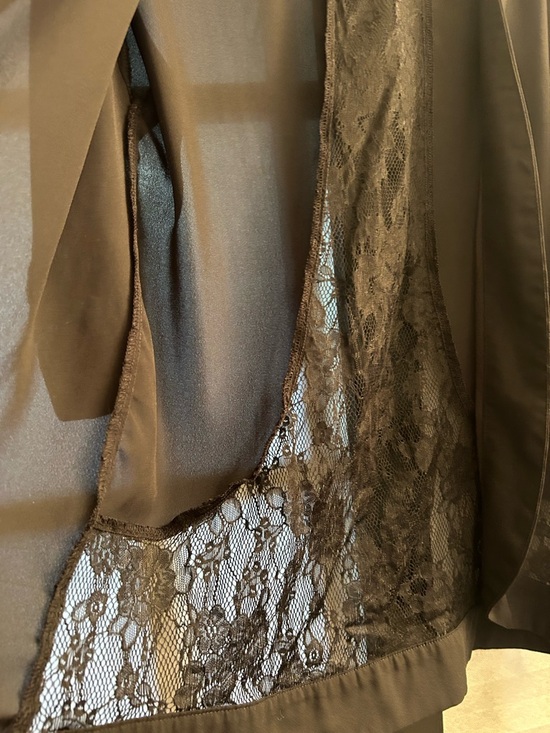 Warehouse Black Satin Robe with Lace Inset - Picture 2 of 7